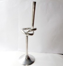 Bougeoir Moderniste Brutaliste