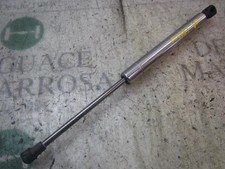 3D5827550B VERIN DE HAYON /