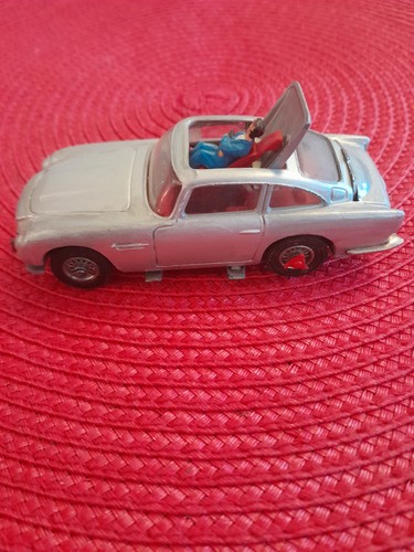 Aston martin db5 james bond - db5,