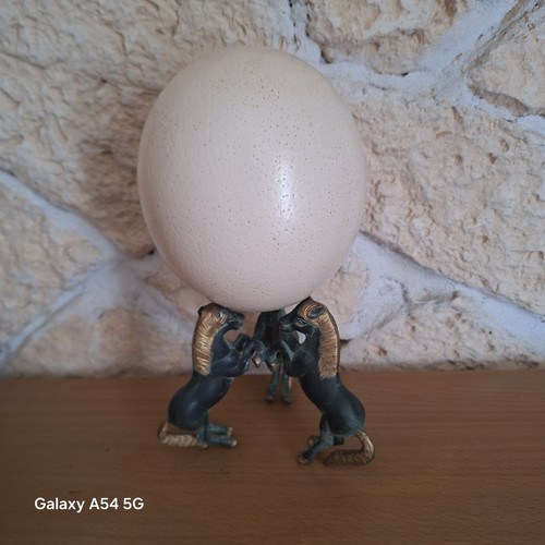 Socle chevaux avec oeuf - chevaux,