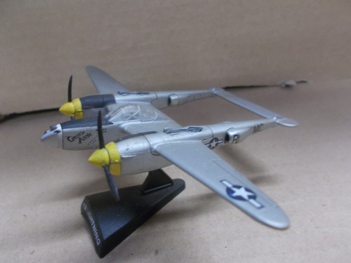 Avion combat métal 100 - avion, 1.100