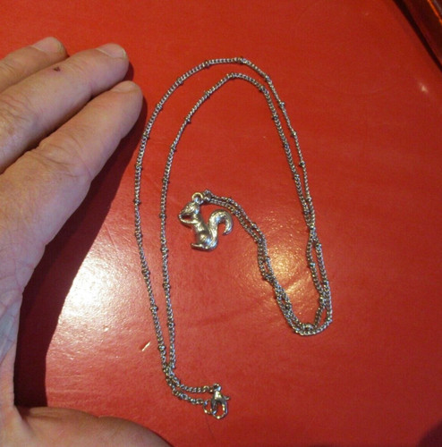 Joli petit collier chaine - joli,