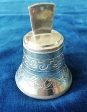 clochette de table en bronze