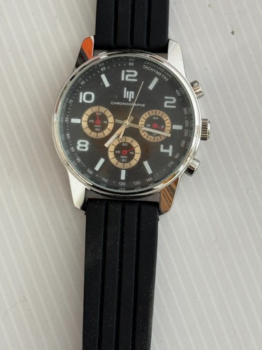 Montre homme à - 🐈‍⬛,