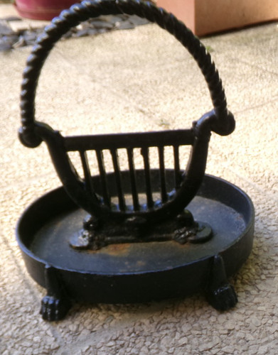 Ancien gratte pieds semelles - gratte-pieds,