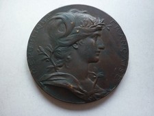 Ancienne médaille en bronze