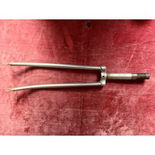 Fourche 166mm en acier pour