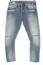LEVI’S ENGINEERED LEJ 502