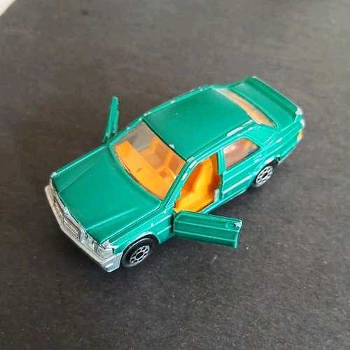 Majorette mercedes 190e - majorette, vert