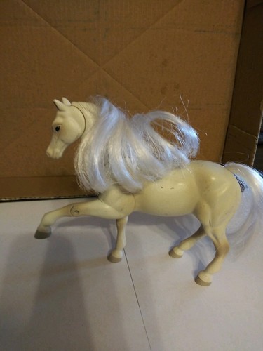 Vintage cream white - vintage, horse
