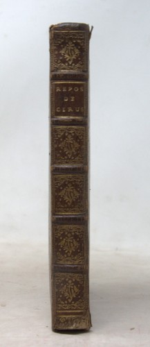 Repos cyrus 1732 - de, chez