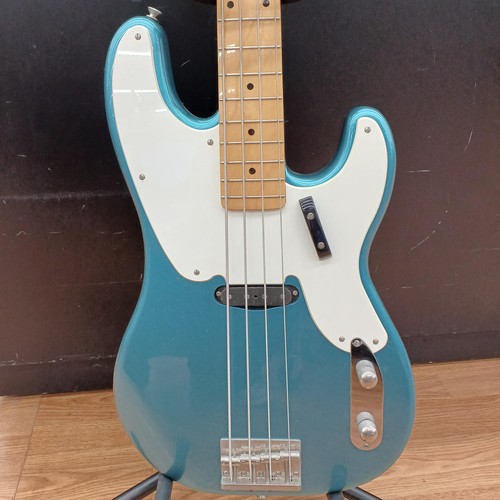 Squier electric bass - squier,