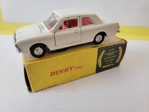 Dinky toys 159 - toys, cortina