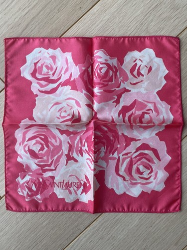 Foulard yves saint - foulard, à