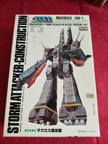 Macross sdf storm attacker - macross, sdf-1