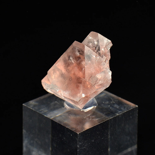 Fluorite rose aiguille du - fluorite,