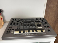 Roland MC-505 groovebox Music Sequencer Sampler Sound Module Used from JP