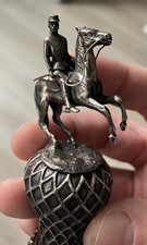Superbe pommeau Canne Cravache Ombrelle Cheval Cavalerie Métal argenté ?