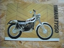 CATALOGUE BROCHURE MOTOS