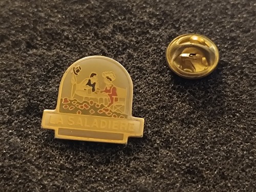 Pin là saladière - pin's, couple