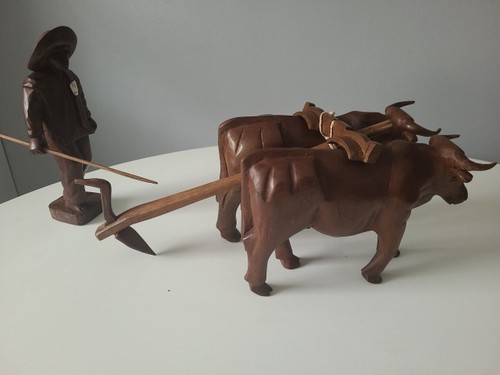 Sculpture sur bois boeufs et - sculpture,
