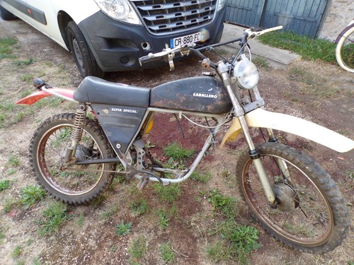 Cadre cyclomoteur mobylette - cadre,