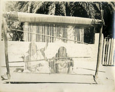 Ouargla, women weaving a