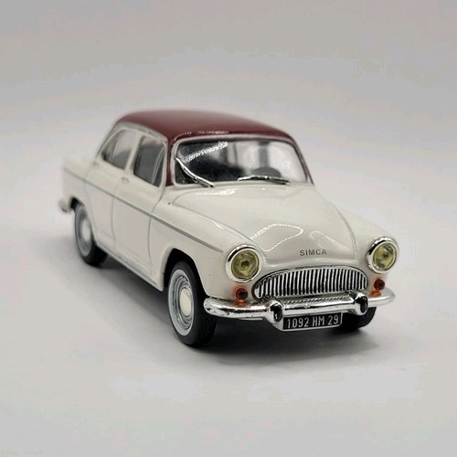 Presse simca aronde - (ixo),