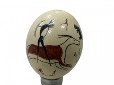 Oeuf d'autruche broyé motif chasse collector 15 cm. État voir photos