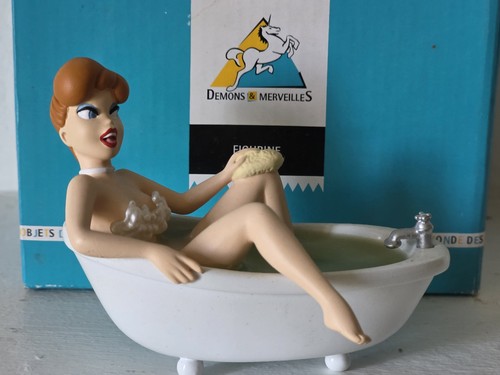 Figurine girl baignoire - , "