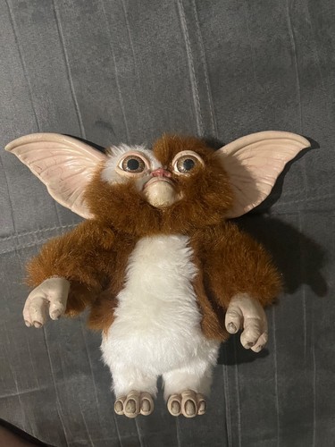 Gremlins trick or - -,