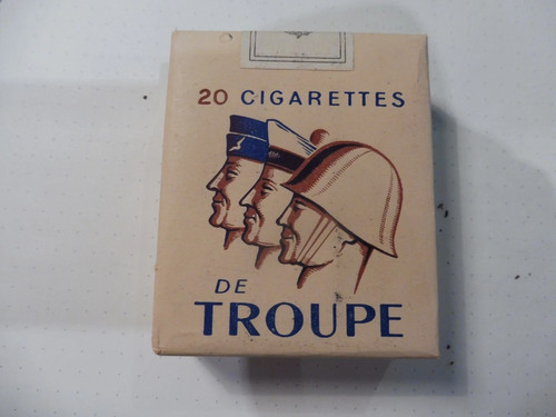 Ancien objet militaire a - ,