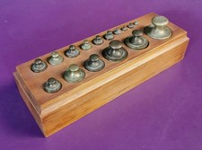 Anciens Poids coffret boîte