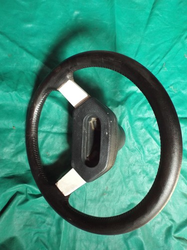 Peugeot 205 gti volant cuir - peugeot,