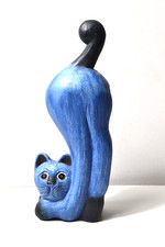 Statuette de chat en bois