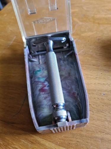 Rasoir gillette made in - gillette,