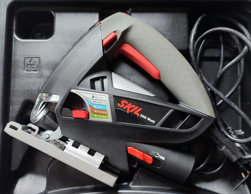 Scie sauteuse skill 550w - scie,