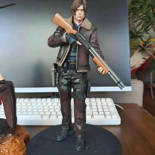 Figurine leon kennedy - leon, jeu