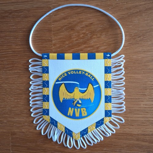 Nice volley ball fanion en - -,