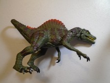 SPINOSAURUS DINOSAUR , JURASSIC PARK ( SPINOSAURUS  APPROX 7 INCHES ) FREE SHIP