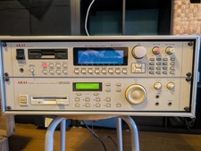 AKAI professional S3000XL and S2000 Set of 2 with Floppy Disk Tested Working