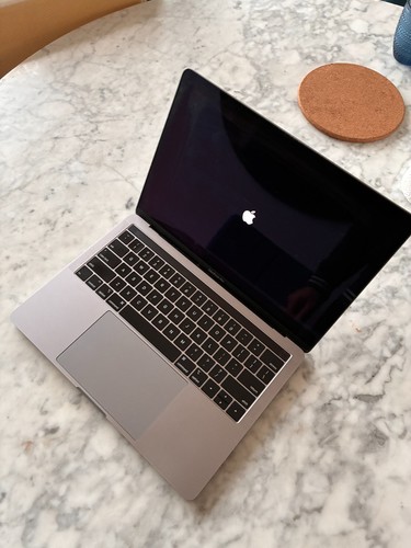 Apple macbook pro 2019 - apple,