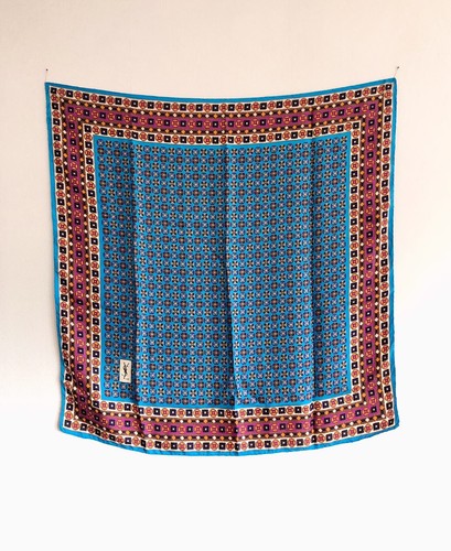Foulard yves saint - foulard, laurent