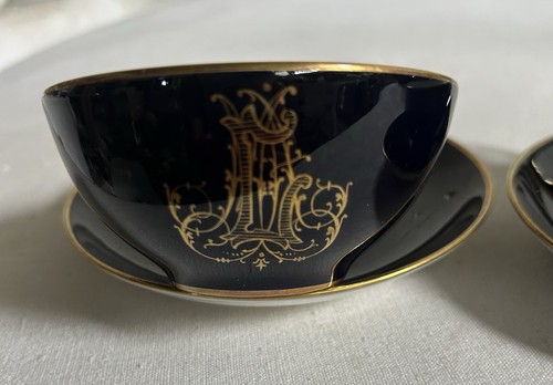 Tasses 2 soucoupes - 2, et