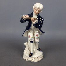 Statue En Porcelaine Jeune
