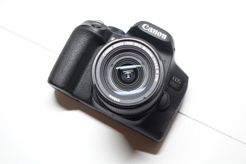Canon 850d objectif is - 850d,