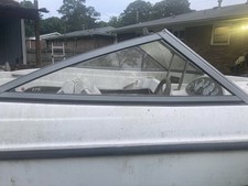2004 Bayliner 175 Starboard/Drivers Side Windshield Window Glass