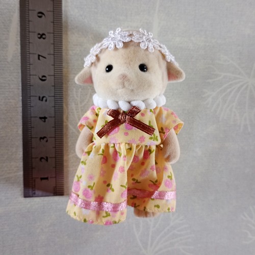 Sylvanian families forest - families,