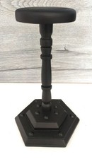 PORTE CHAPEAU/ Présentoir  en Bois  hauteur 25 cm