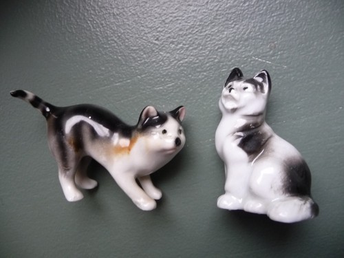 Couple figurines petits chats - petits,